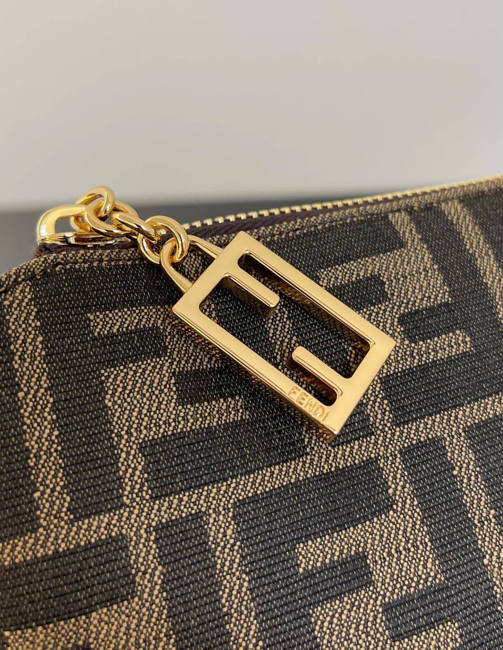 Baguette Pouch Mini