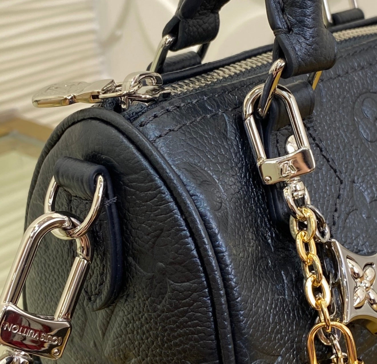 Nano Speedy Bag