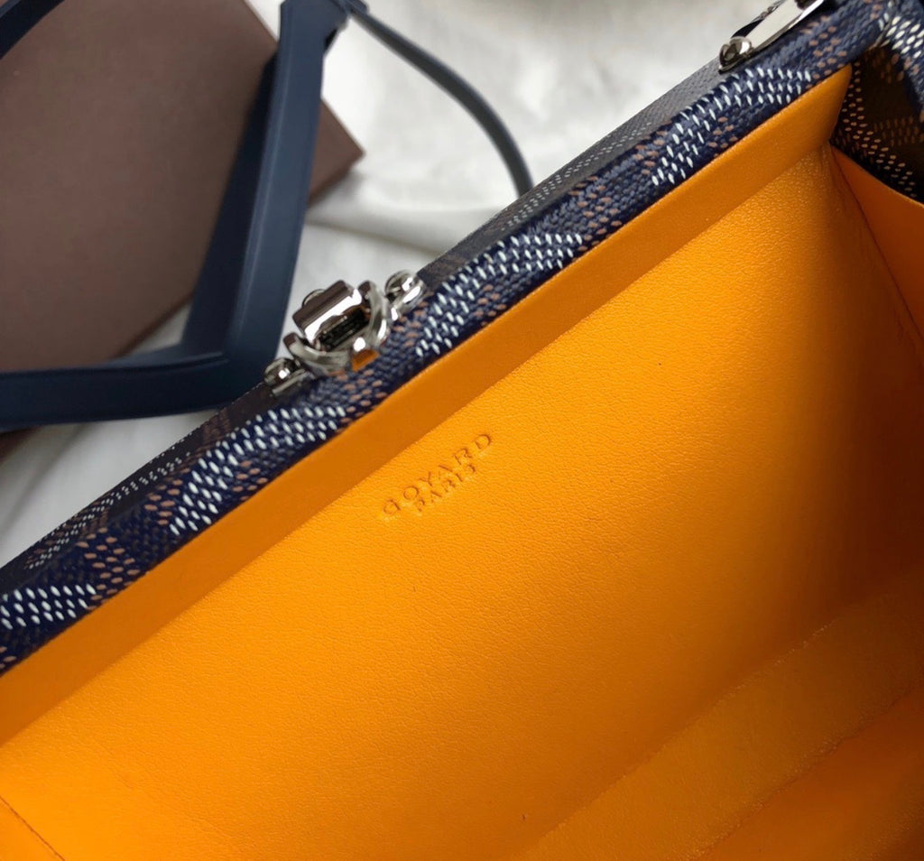 Minaudière Trunk Bag