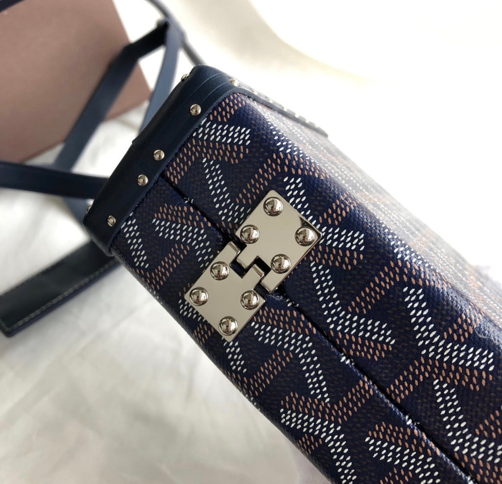 Minaudière Trunk Bag