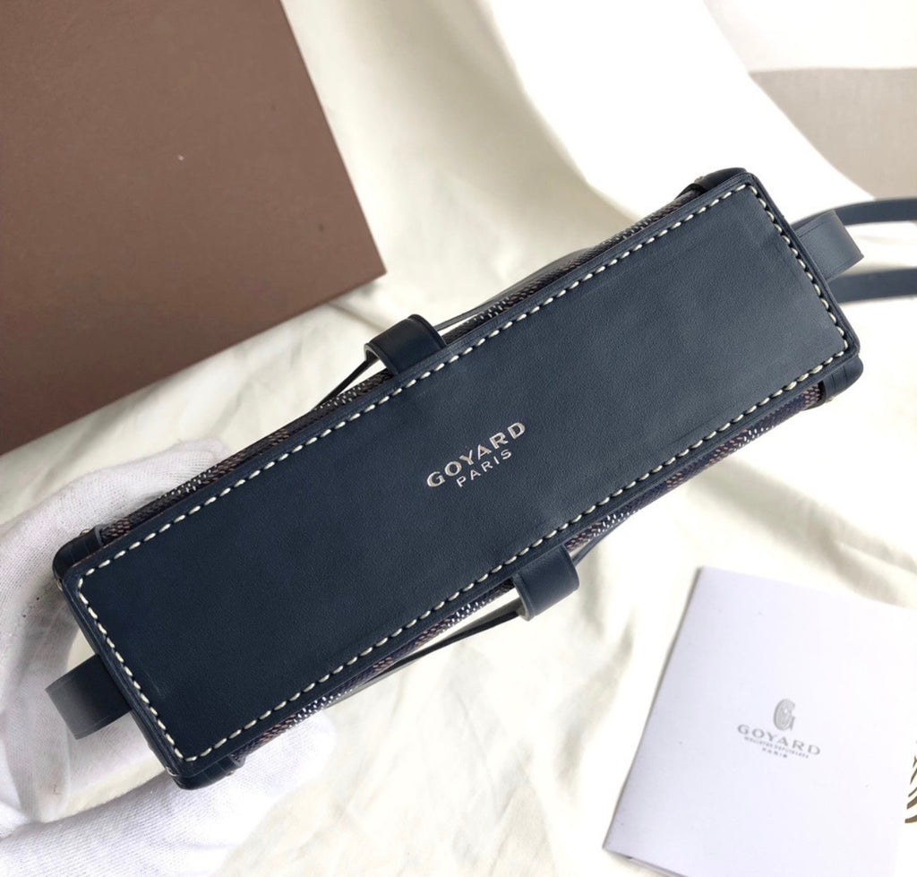 Minaudière Trunk Bag